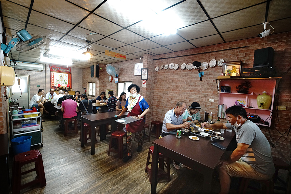 秀里蚵嗲-店內景
