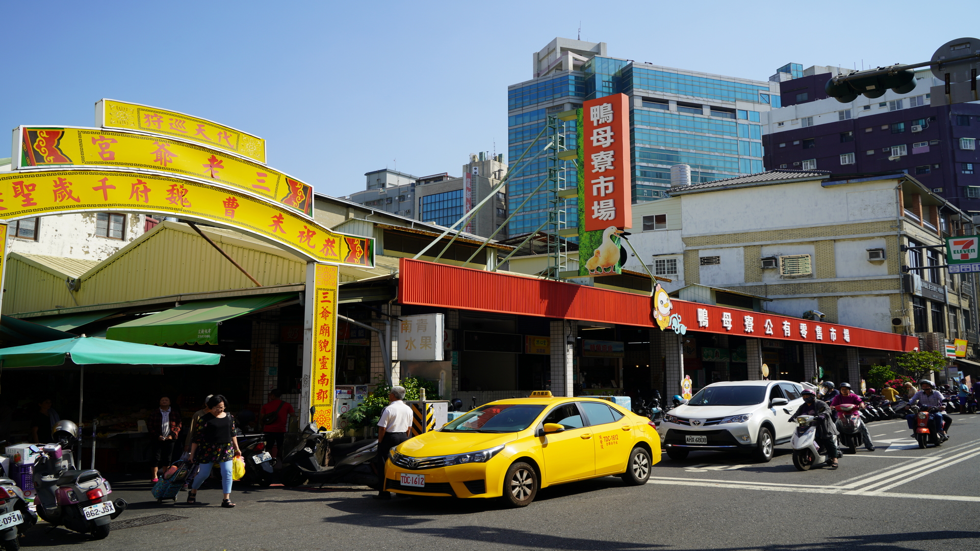 鴨母寮市場